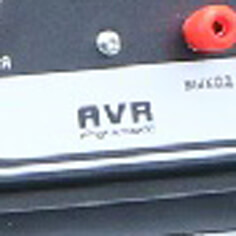 Блок AVR способствует стабильной работе устройства в любых условиях