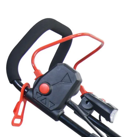 Кнопка включения имеет защиту от случайного нажатия