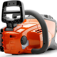 Удобство работы с пилой благодаря ее небольшому весу