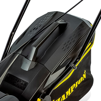 Газонокосилка бензиновая Champion LM4222
