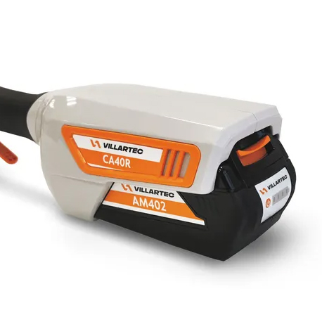 Аккумулятор крепится посредством слайдерного механизма