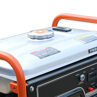 Большой топливный бак емкостью 15 литров