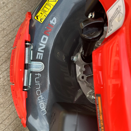 Мульчирование, боковой выброс и сбор—три в одном