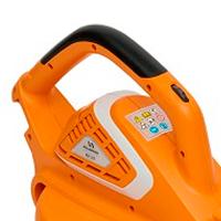 Рукоятка увеличенного размера образует угол в 90 градусов