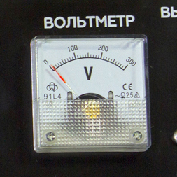 Вольтметр для контроля напряжения
