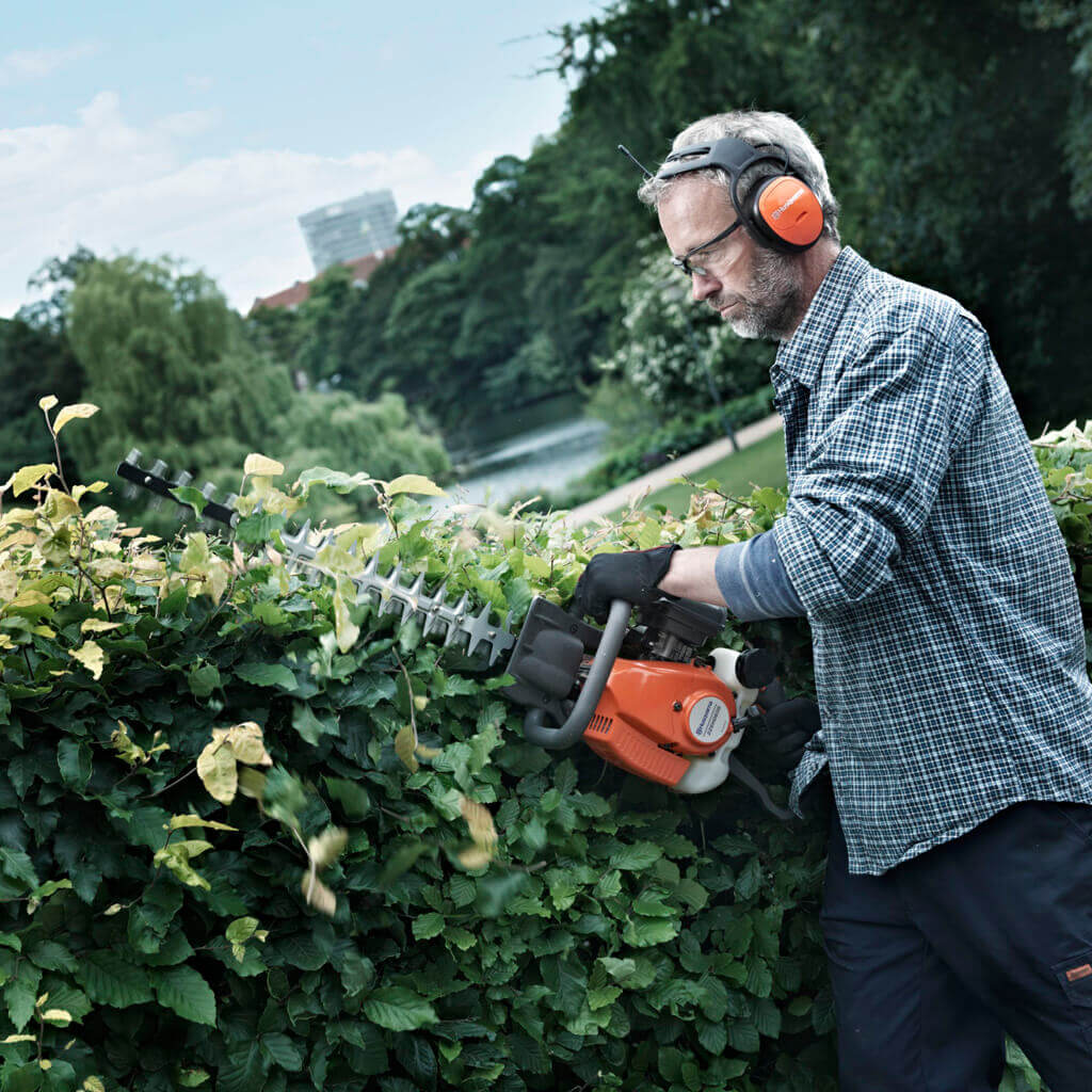 Бензоножницы (кусторез) Husqvarna 226 HD 75 S