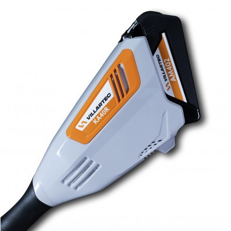 Аккумулятор крепится посредством слайдерного механизма