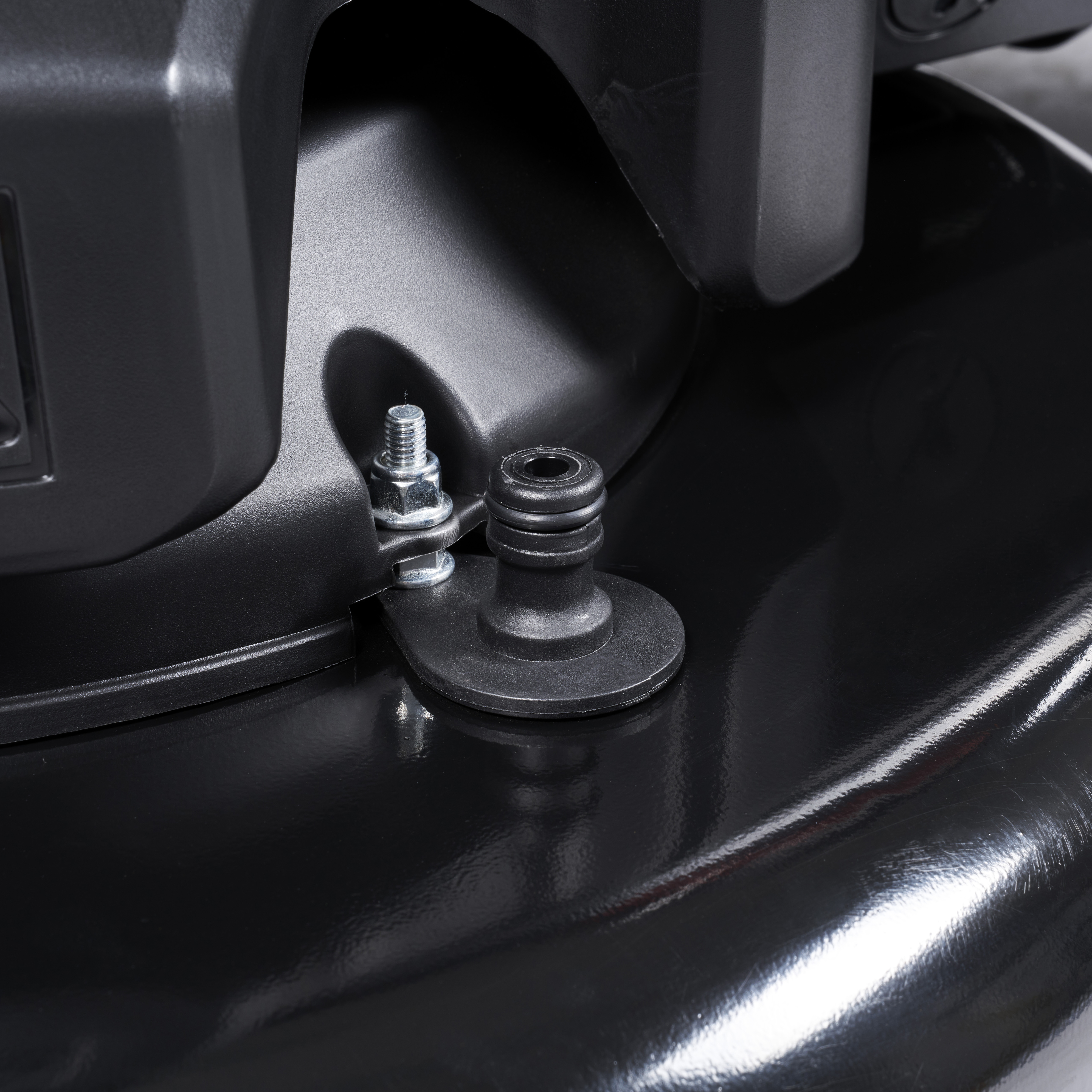 Газонокосилка с сиденьем (минитрактор) EFCO 109L/16 K