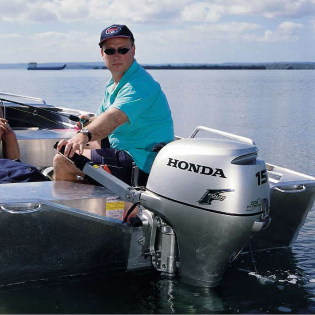 Подвесной лодочный мотор Honda BF 15 SHU