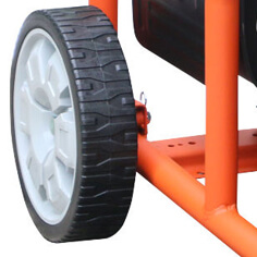 Наличие колес позволяет удобно транспортировать генератор к нужному месту