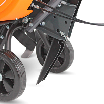 Усиленный вал крепления 25 мм совместим с профессиональным навесным оборудованием