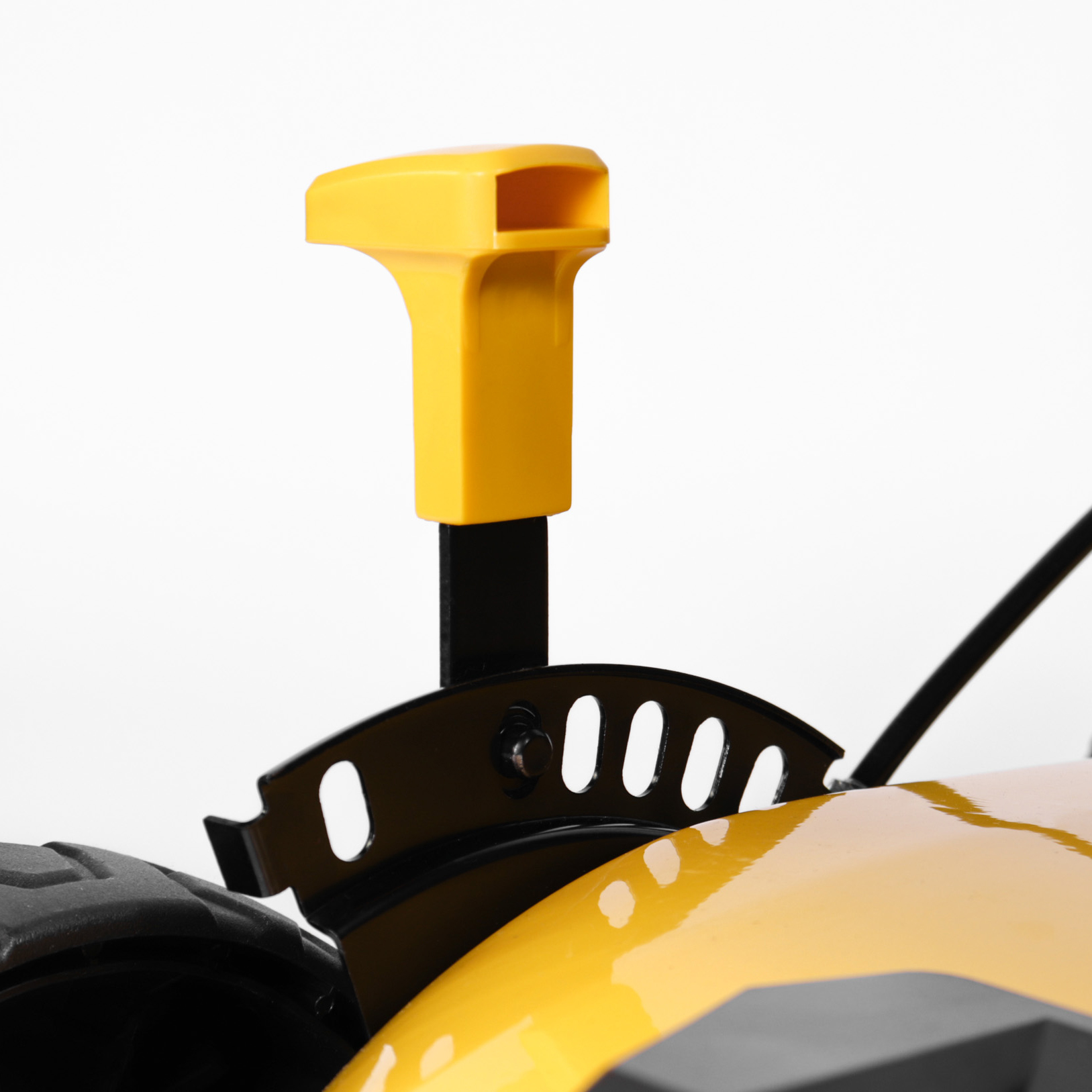 Регулируемая высота + 15 ножей в комплекте