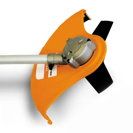 Кожух для защиты от скошенной травы