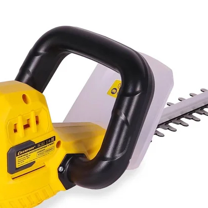 Эргономичная рукоятка ножниц прорезинена