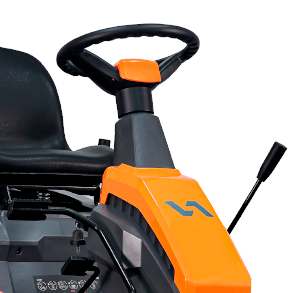 Электростартер с аккумуляторм позволит запустить двигатель в любую погоду