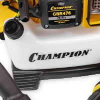 Объем топливного бака - 2,4 литра