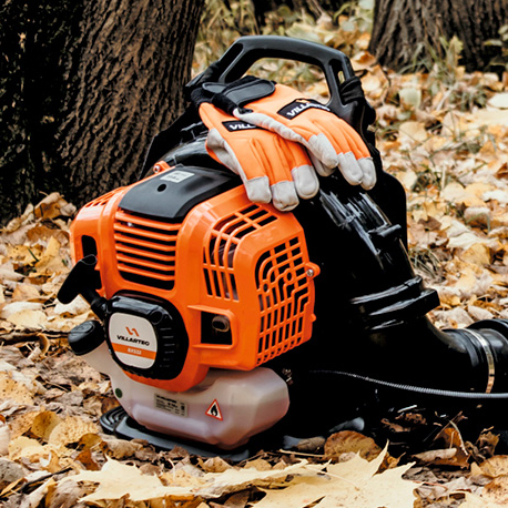 Полупрозрачный топливный бак для визуального контроля количества топлива