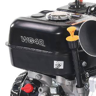 Вместительный топливный бак позволяет длительное время работать автономно