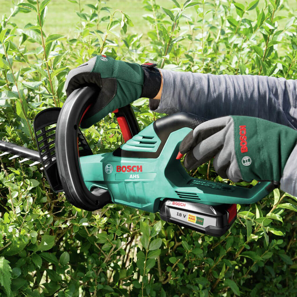 Кусторез (ножницы) аккумуляторный Bosch AHS 55-20 Li
